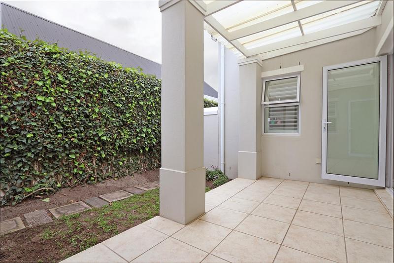 5 Bedroom Property for Sale in Steenberg Estate Western Cape